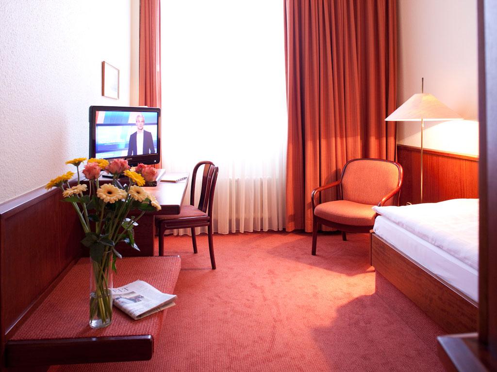 Leine Hotel Zimmer 1